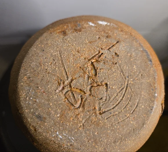 Handcrafted Signed Studio Pottery Ceramic Wabisabi Vase in Beige and Blue - Picture 11 of 13